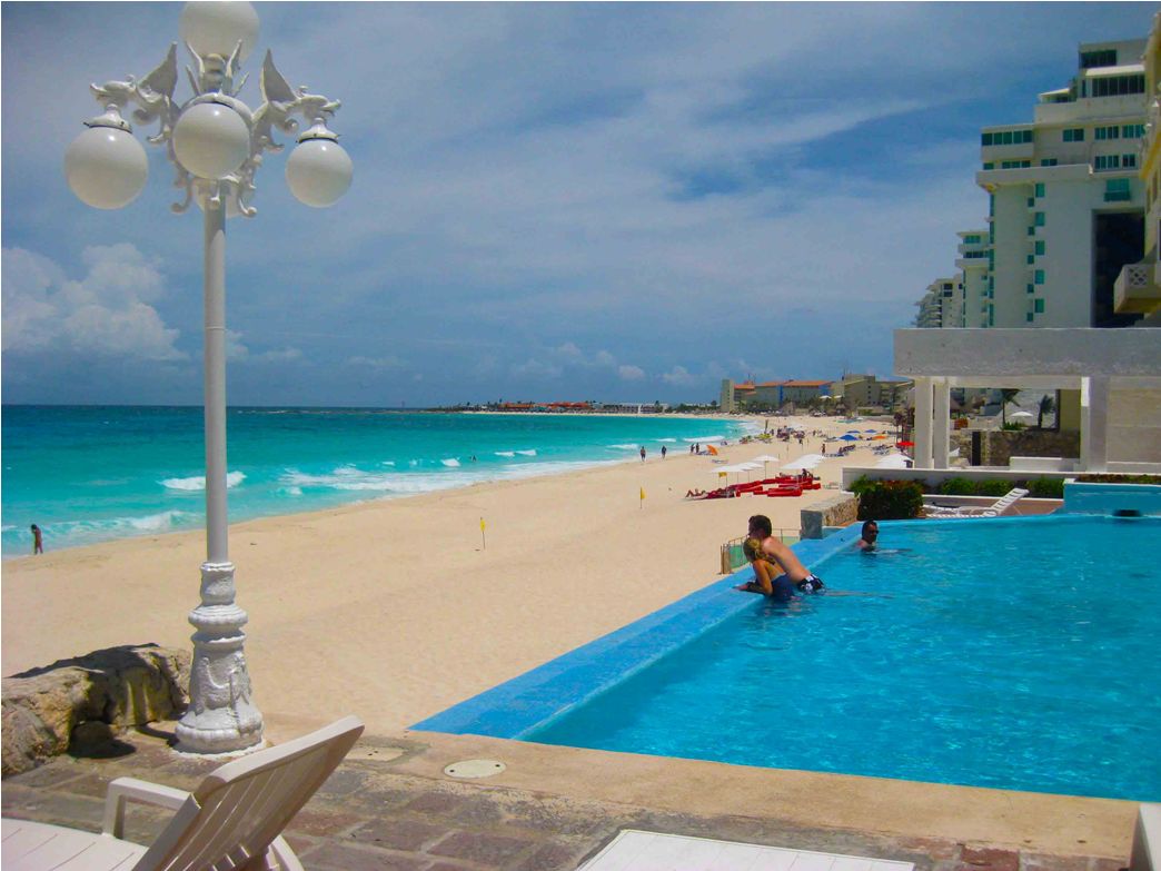 vista playa cancun plaza